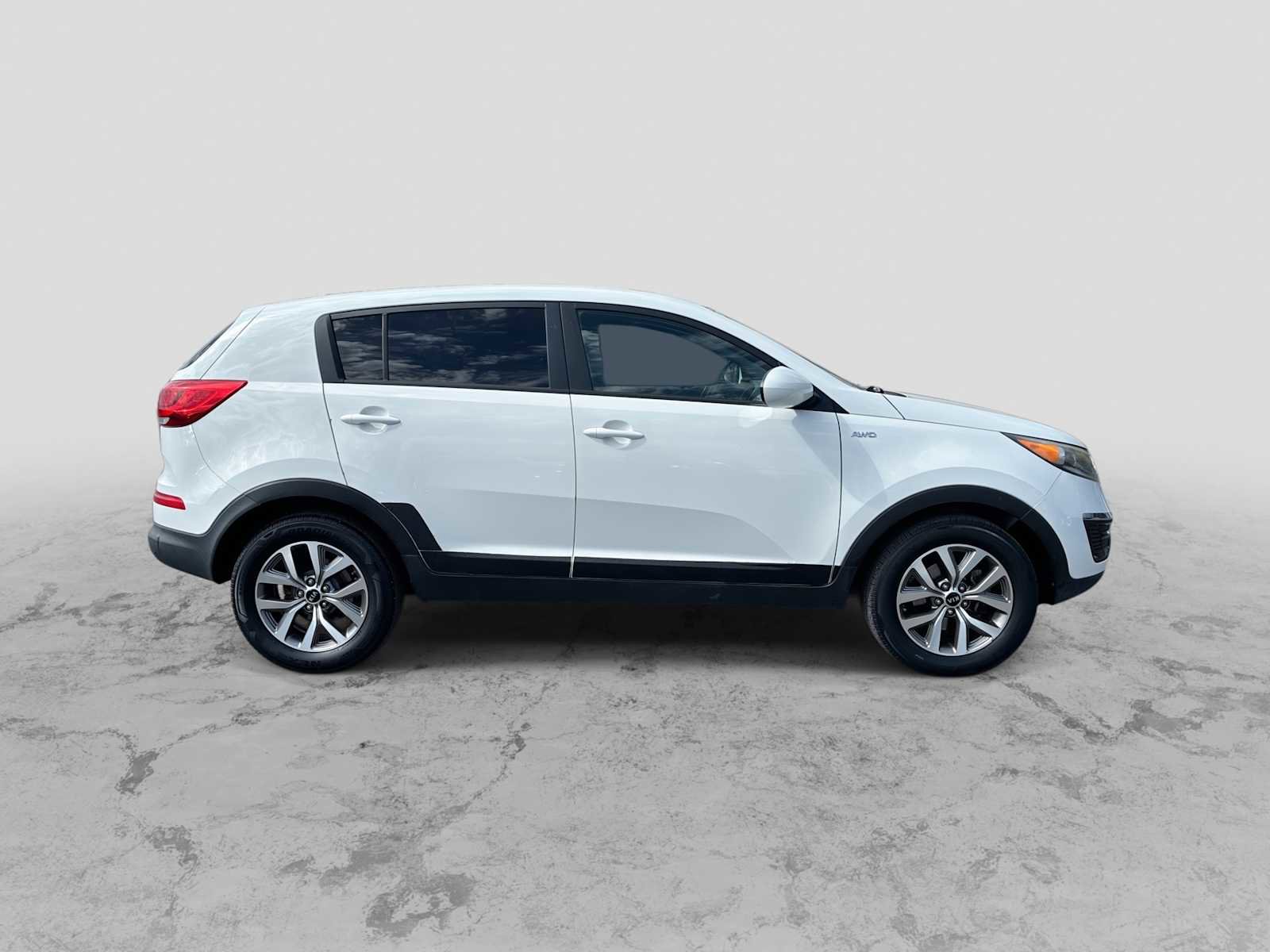 Used 2015 Kia Sportage LX AWD/4WD image 9
