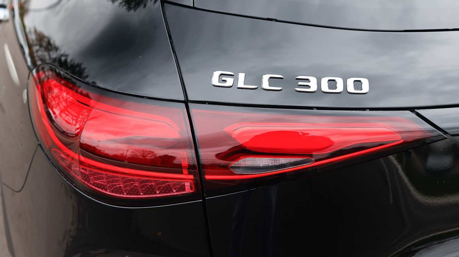 New 2026 Mercedes-Benz GLC 300 4MATIC image 11