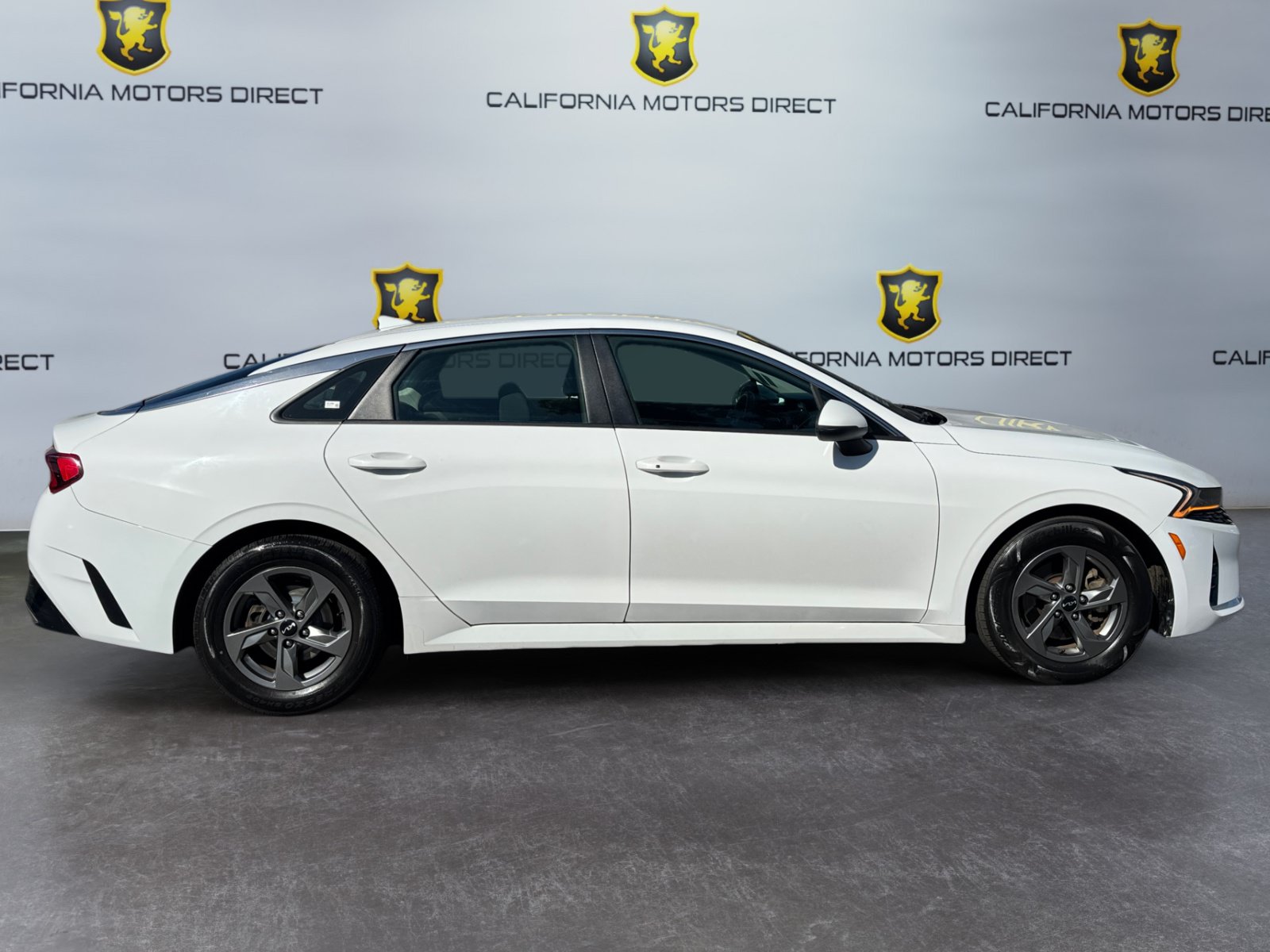 Used 2022 Kia K5 LXS FWD image 6