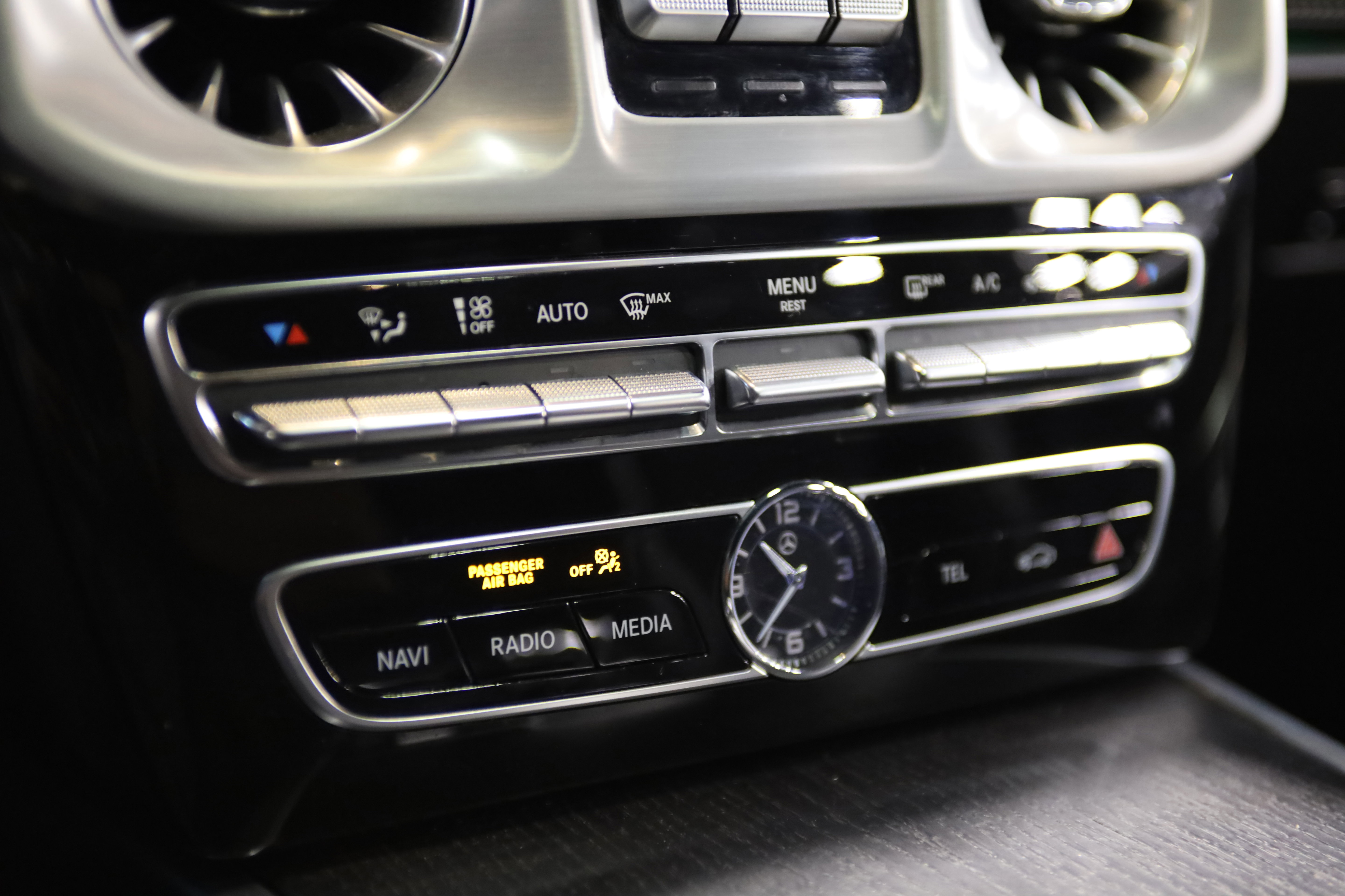Used 2020 Mercedes-Benz G 550 image 31