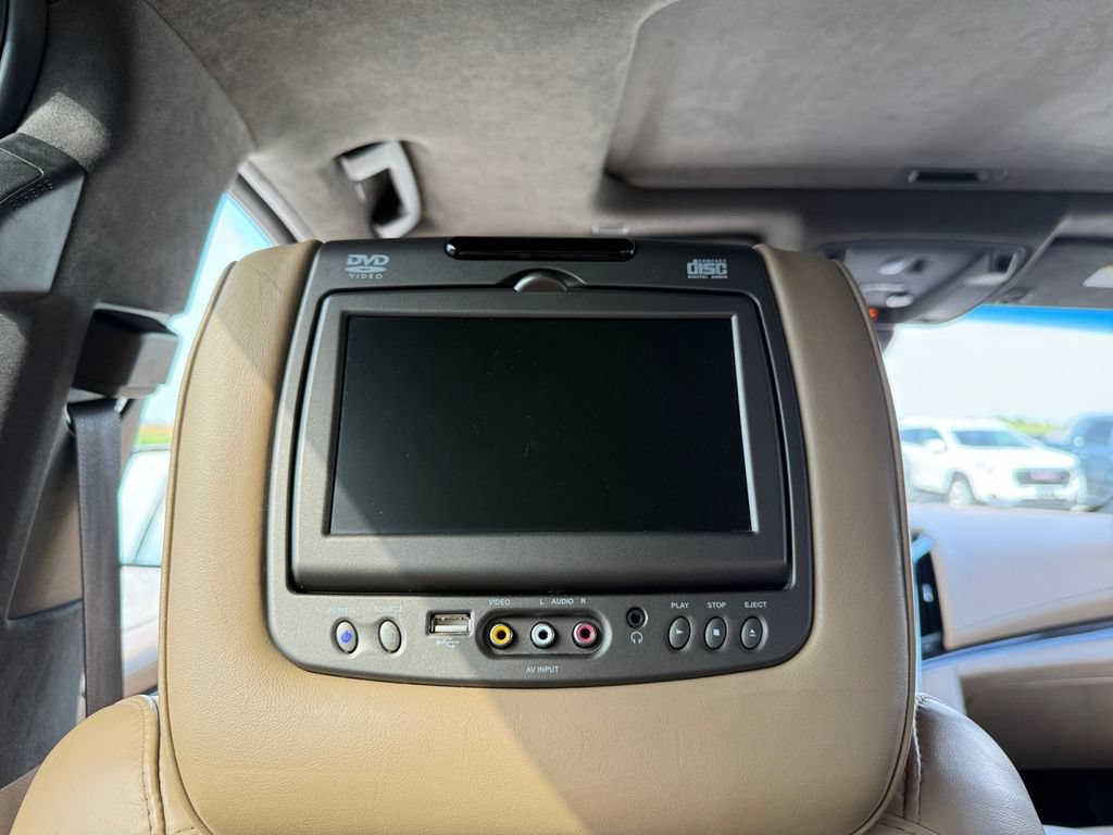 Used 2018 Cadillac Escalade ESV Platinum AWD/4WD image 48