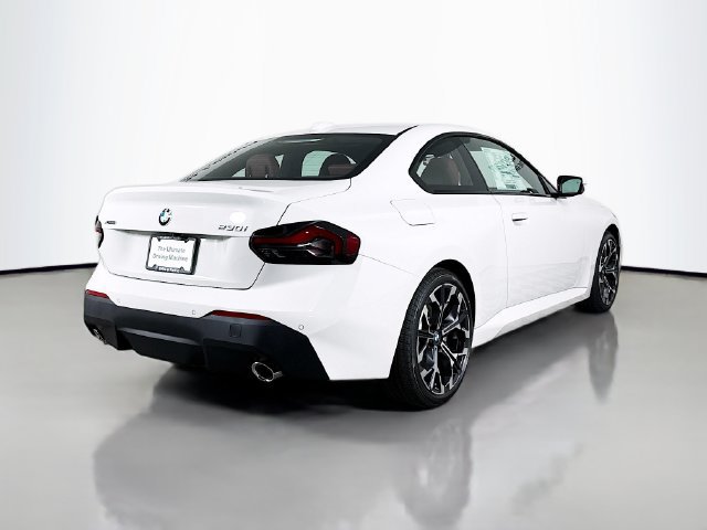 Used 2026 BMW 230i xDrive Coupe w/ Premium Package AWD/4WD image 7