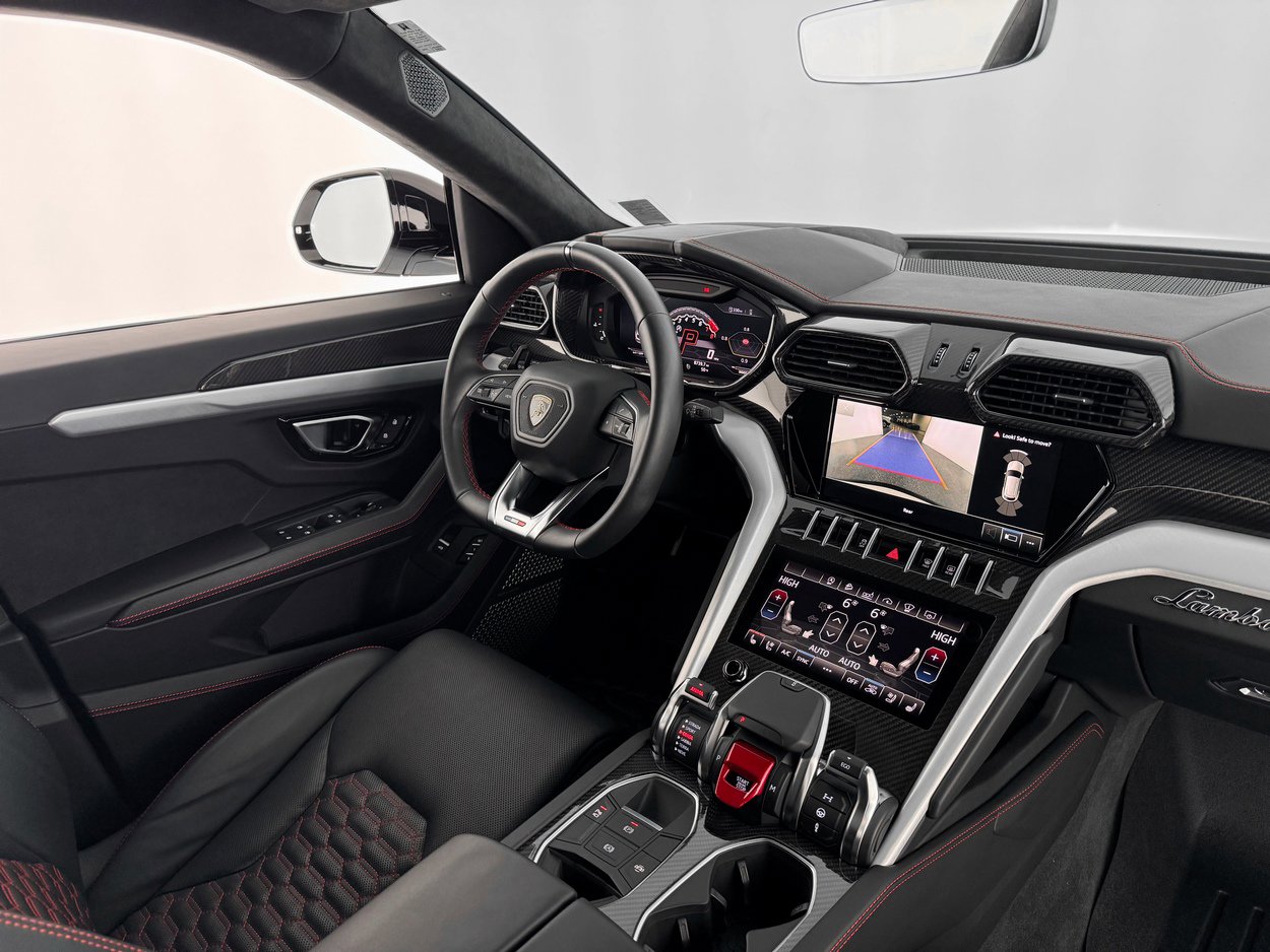 Used 2021 Lamborghini Urus image 30