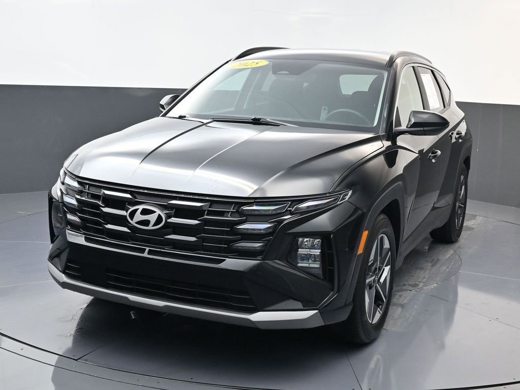 Certified 2025 Hyundai Tucson SEL image 8