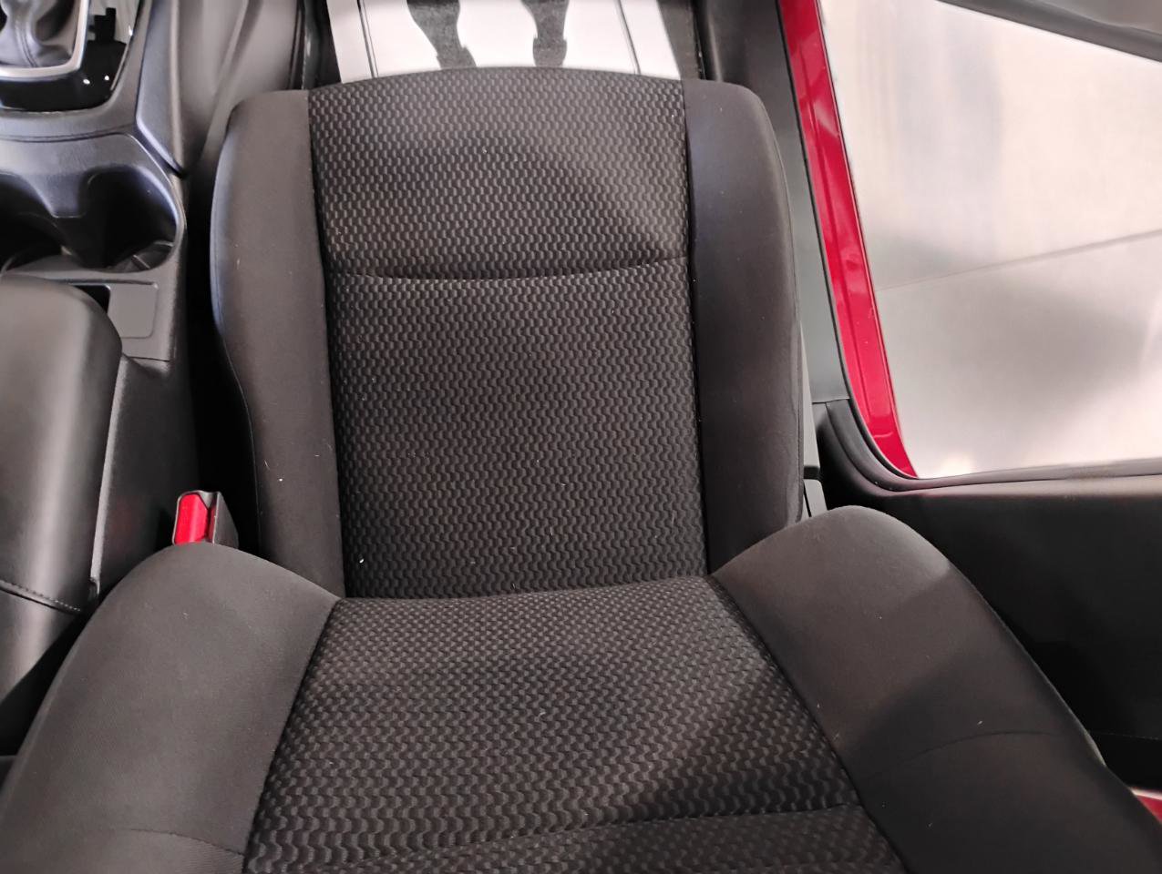 Used 2020 Nissan Rogue Sport S w/ Appearance Package FWD image 23