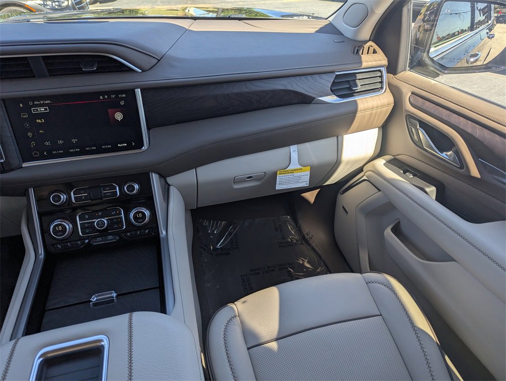 Used 2023 GMC Yukon Denali image 8