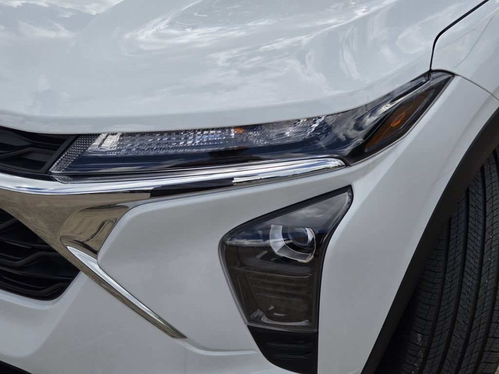 New 2026 Chevrolet Trax LS FWD image 11