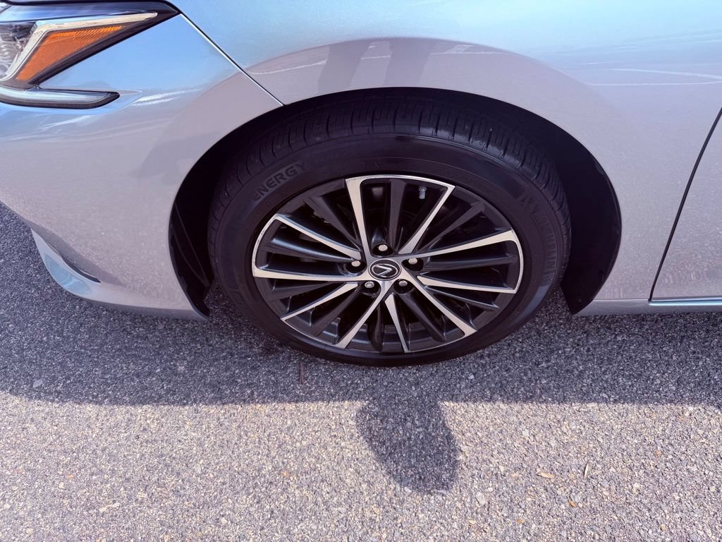 Certified 2023 Lexus ES 350 w/ Premium Package FWD image 15