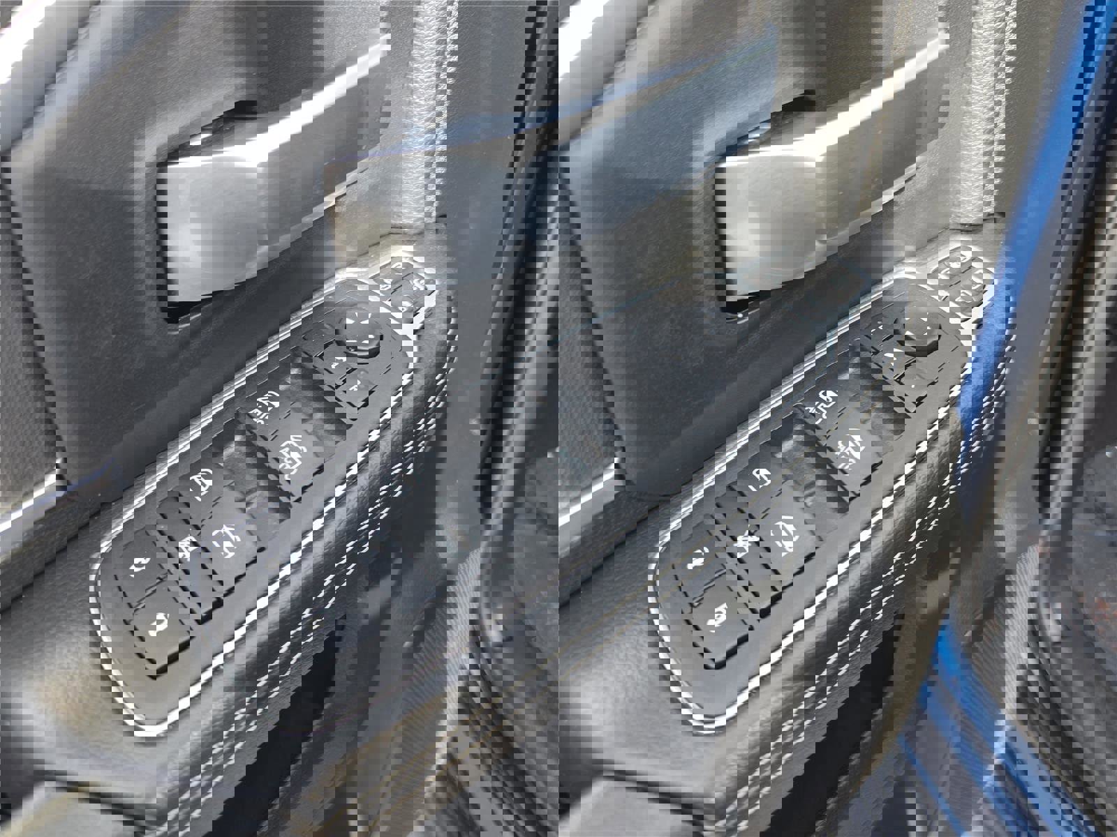 Used 2024 RAM 2500 Big Horn w/ Bed Utility Group image 20