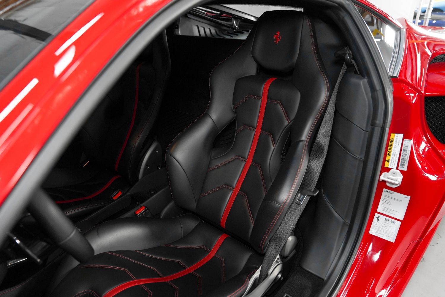Used 2017 Ferrari 488 GTB RWD image 39