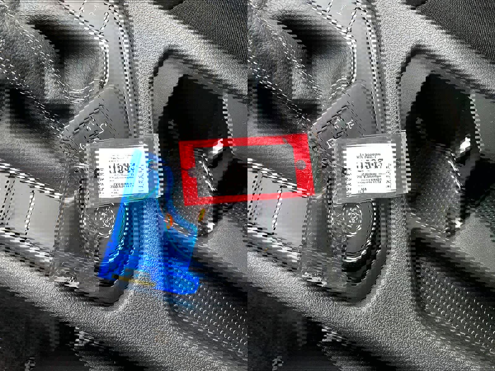 Used 2022 Volkswagen Tiguan SE R-Line image 32