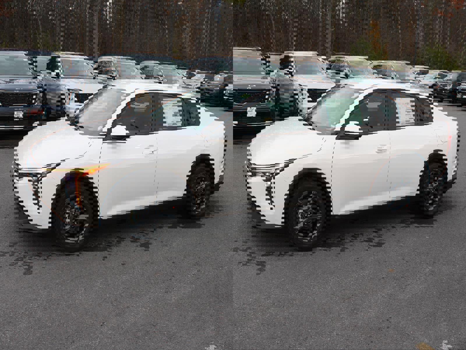 New 2025 Kia K4 LXS image 5