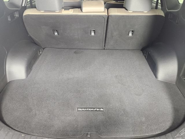 Certified 2023 Hyundai Santa Fe SEL w/ Cargo Package AWD/4WD image 18