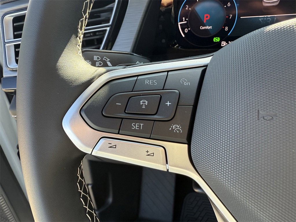 New 2026 Volkswagen Atlas Cross Sport SE image 16