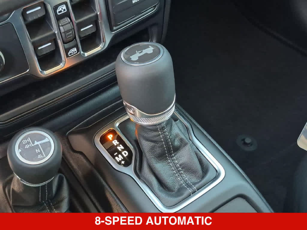 New 2026 Jeep Wrangler Unlimited Sahara AWD/4WD image 30