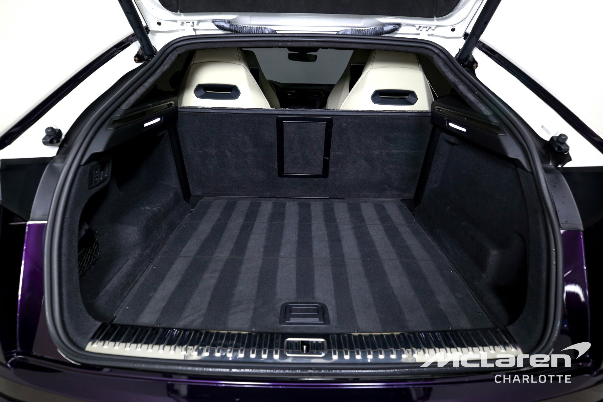 Used 2019 Lamborghini Urus image 23