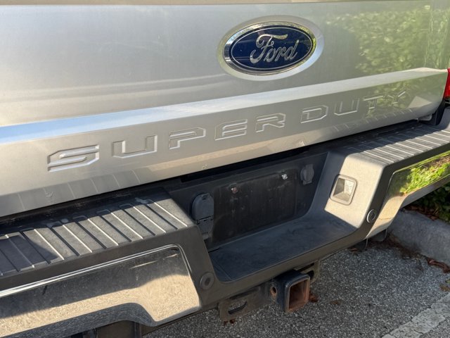 Used 2017 Ford F250 Lariat w/ Lariat Value Package AWD/4WD image 10