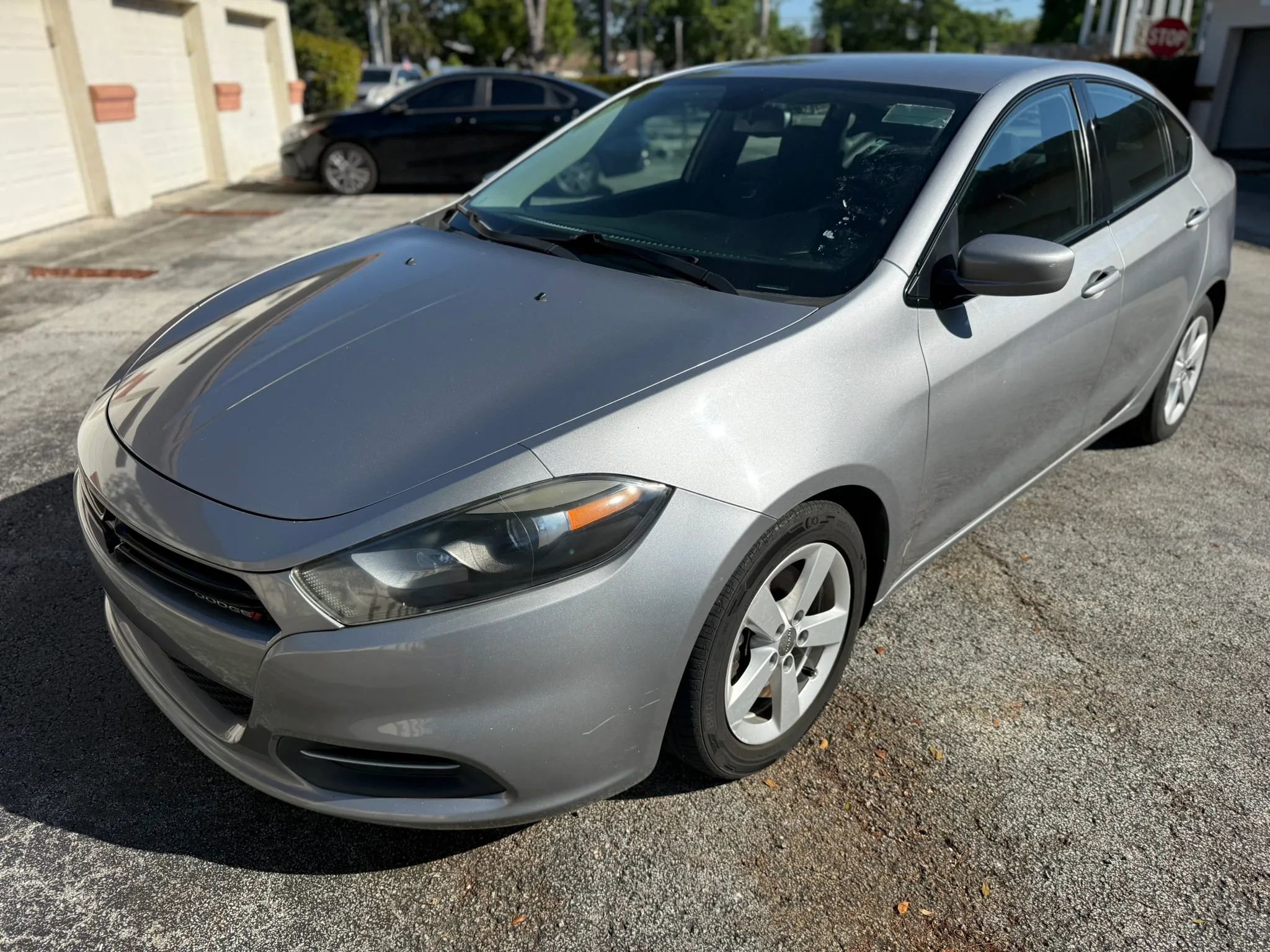 Used 2016 Dodge Dart SXT image 1