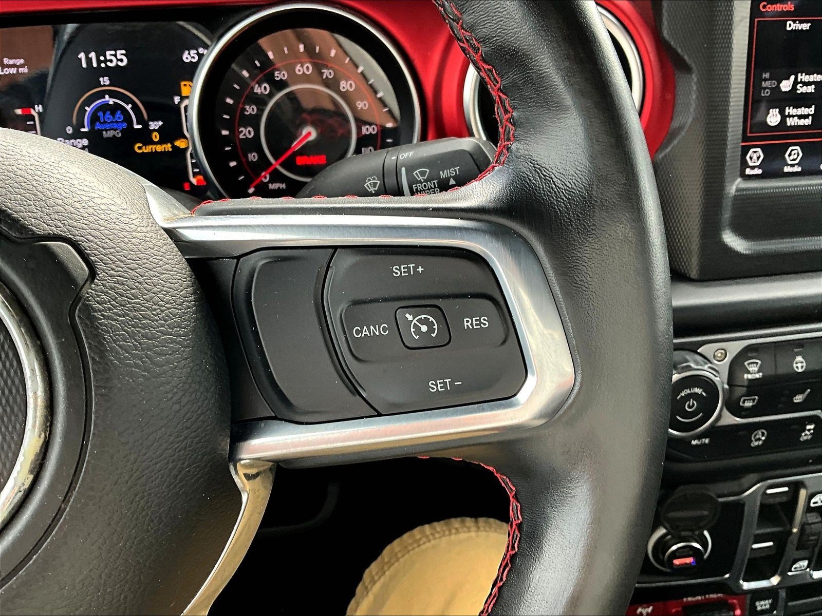 Used 2020 Jeep Wrangler Unlimited Rubicon w/ Cold Weather Group AWD/4WD image 12