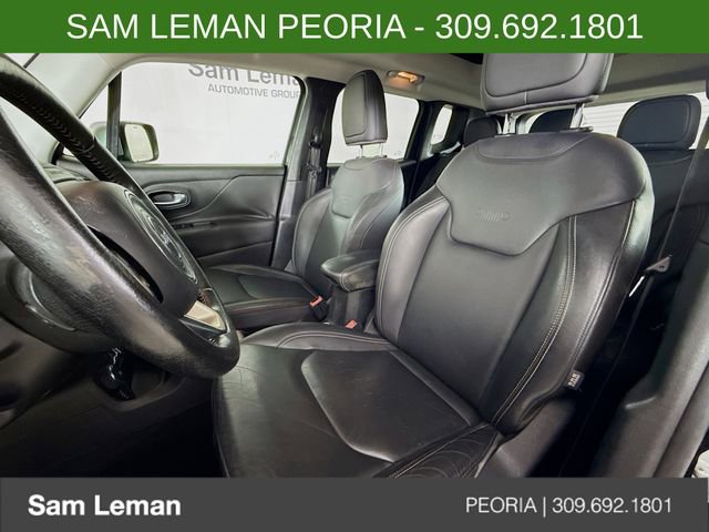 Used 2016 Jeep Renegade Limited image 21