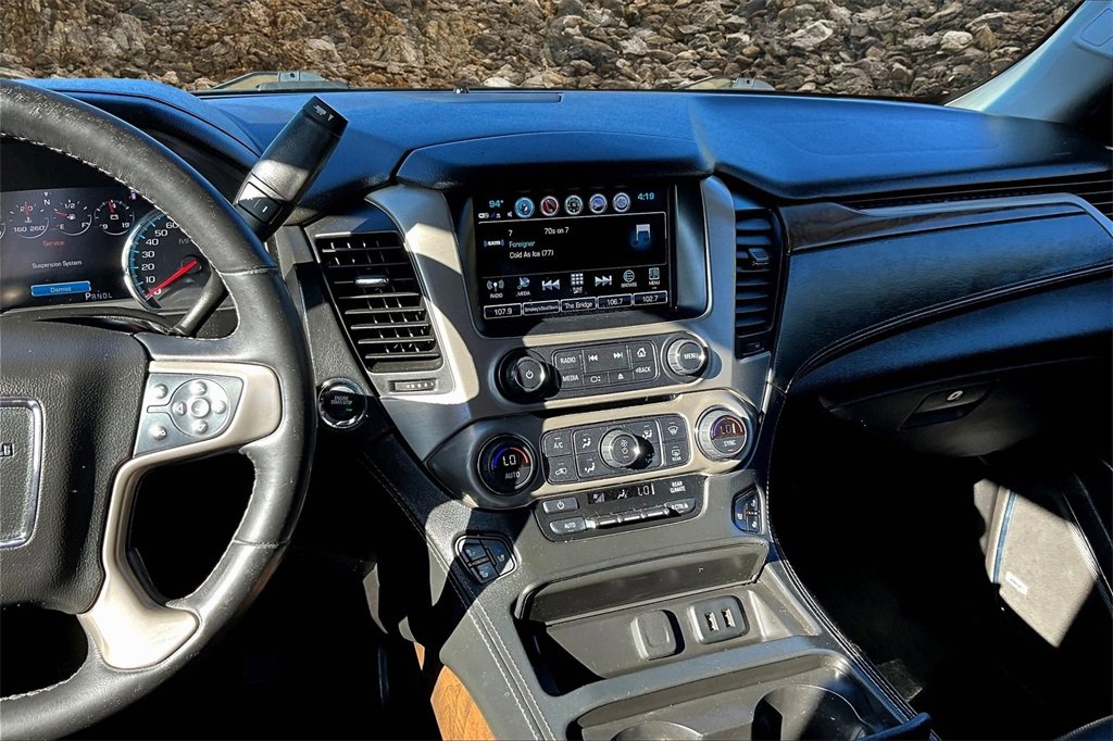 Used 2019 GMC Yukon XL Denali w/ Denali Ultimate Package image 6