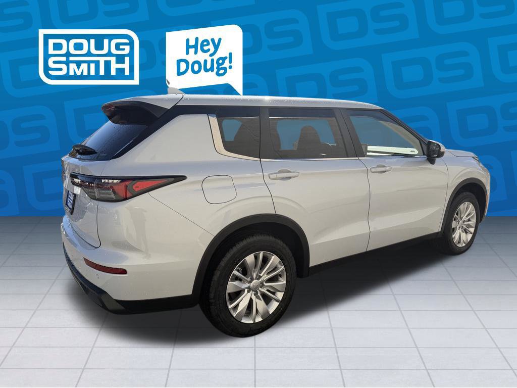 New 2026 Mitsubishi Outlander ES AWD/4WD image 5
