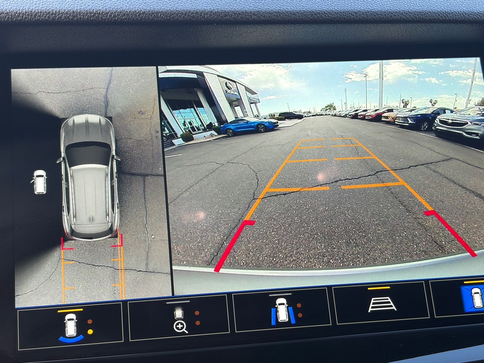Used 2023 Buick Envision Avenir FWD image 27