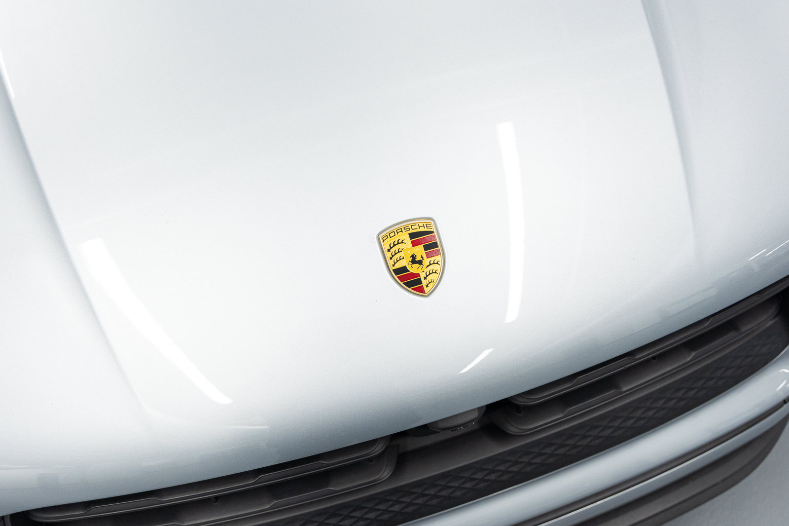 Used 2022 Porsche Macan S w/ Premium Package Plus AWD/4WD image 12