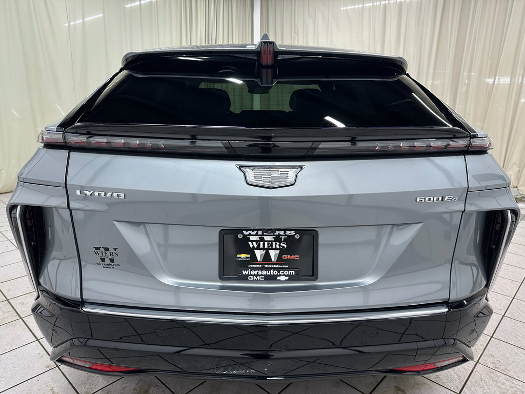 Used 2024 Cadillac Lyriq Luxury w/ LPO, Floor Liner Package image 6