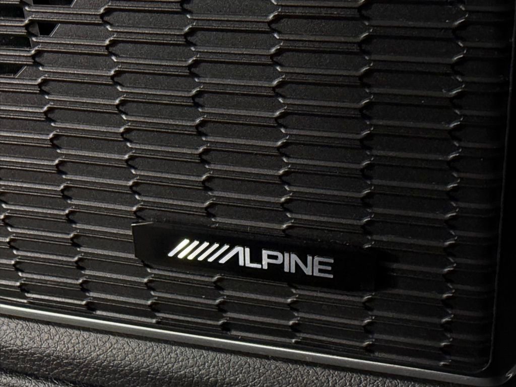 Used 2022 Jeep Grand Cherokee Limited 4xe w/ Luxury Tech Group II image 22