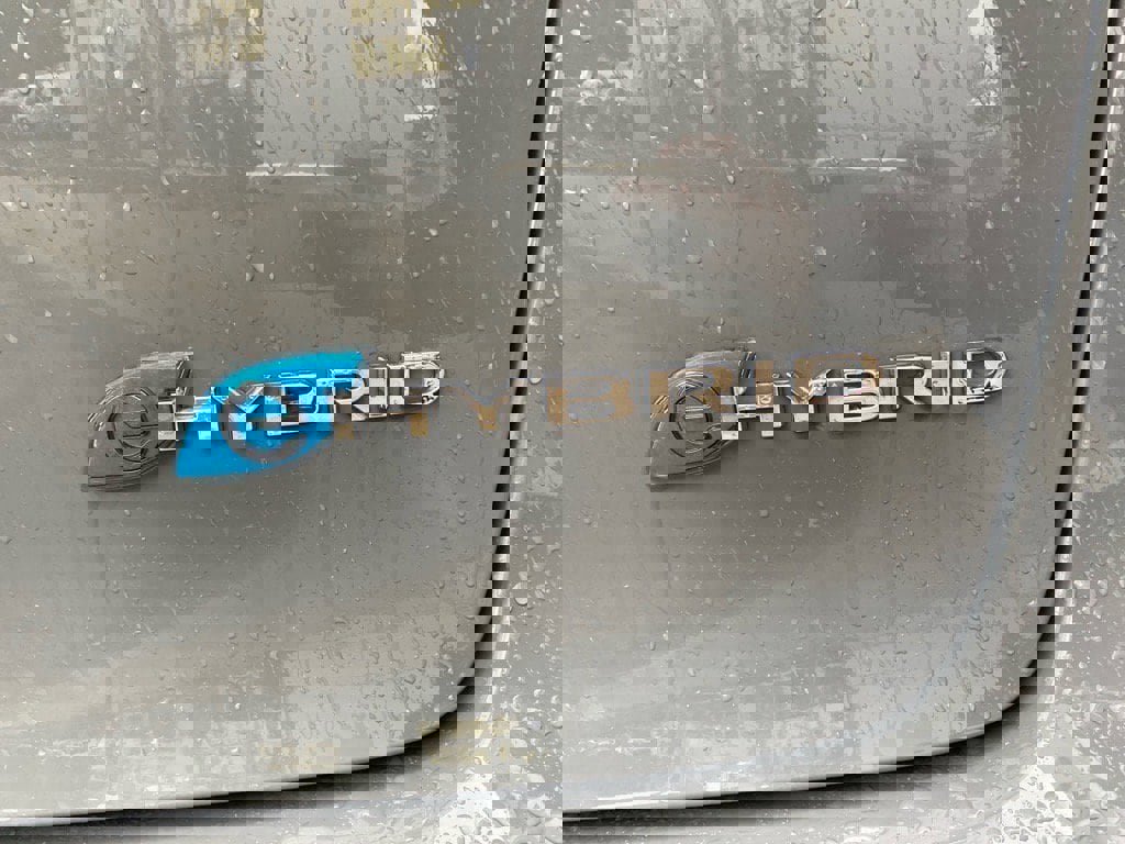 Used 2022 Chrysler Pacifica Touring-L image 24