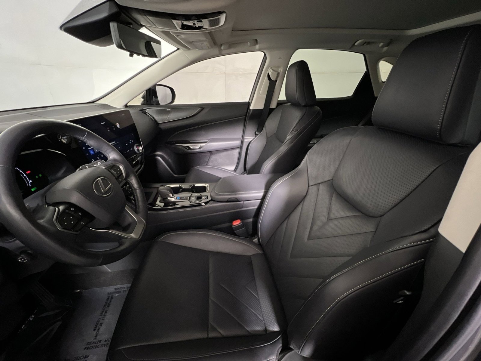 Used 2024 Lexus NX 350h AWD w/ Vision Package image 13