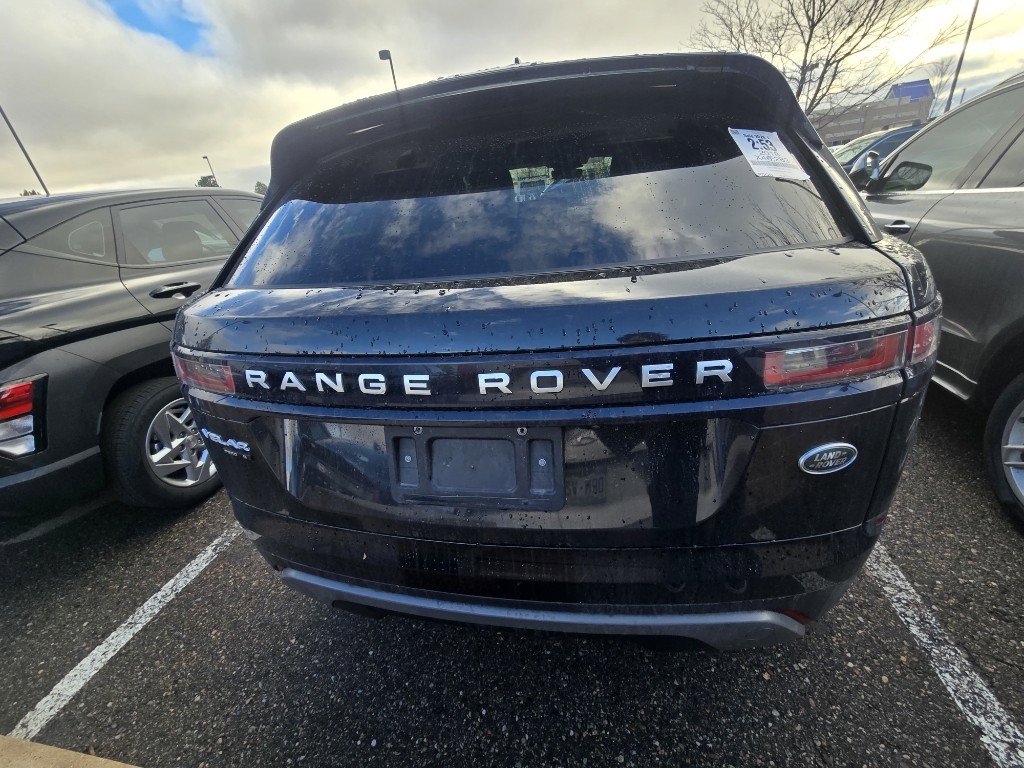 Used 2018 Land Rover Range Rover Velar S image 4