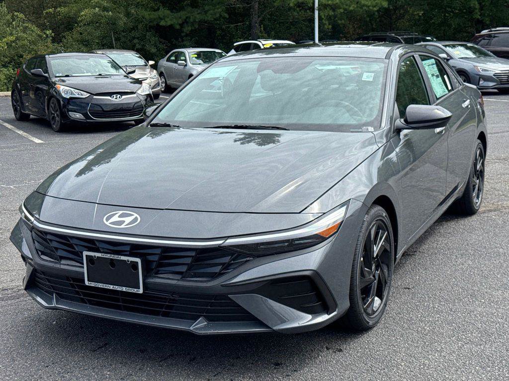 New 2026 Hyundai Elantra SEL Sport
