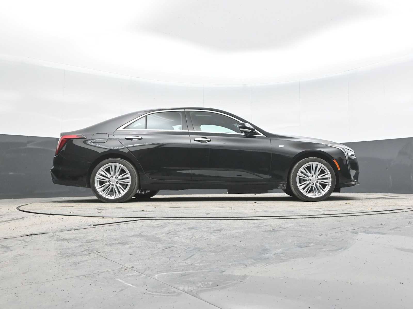 Used 2023 Cadillac CT4 Premium Luxury image 30