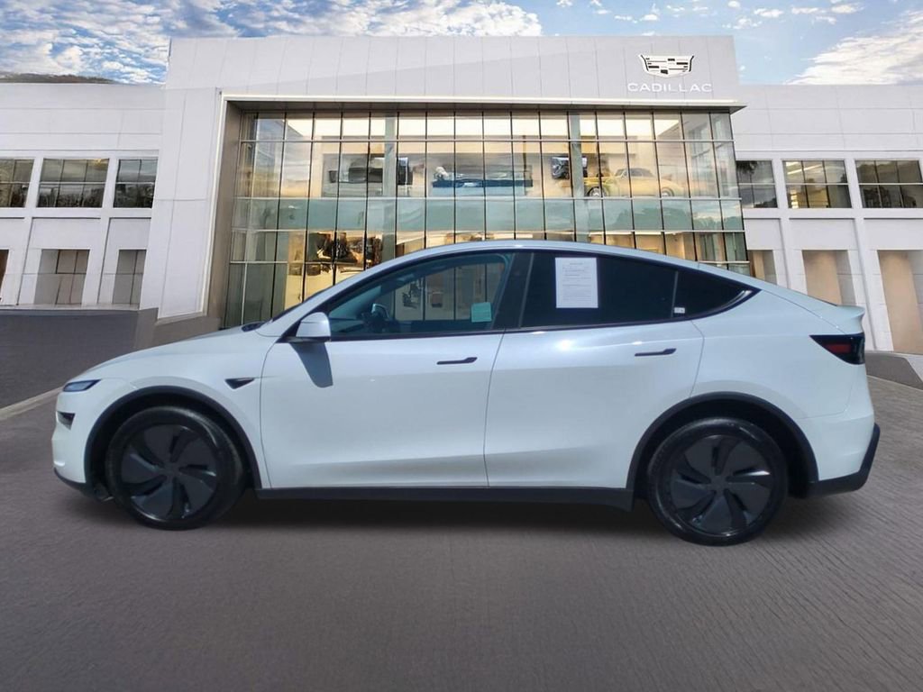 Used 2026 Tesla Model Y Long Range AWD/4WD image 8