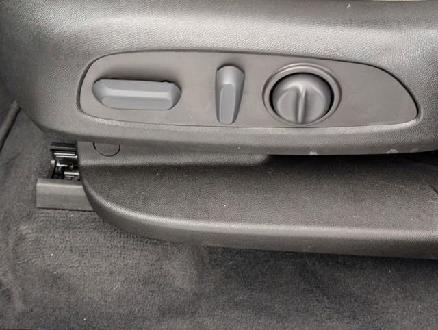 Used 2022 Chevrolet Traverse LT image 13