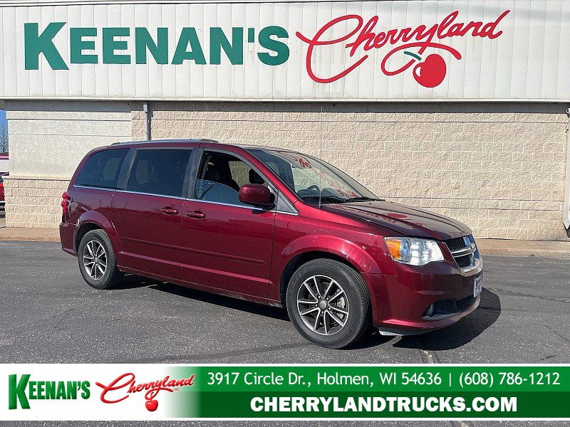 Used 2017 Dodge Grand Caravan SXT FWD image 1