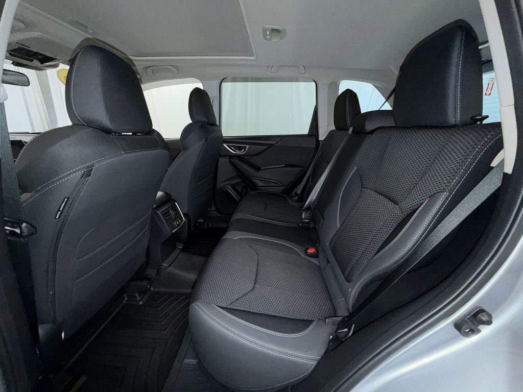 Used 2023 Subaru Forester Premium AWD/4WD image 12