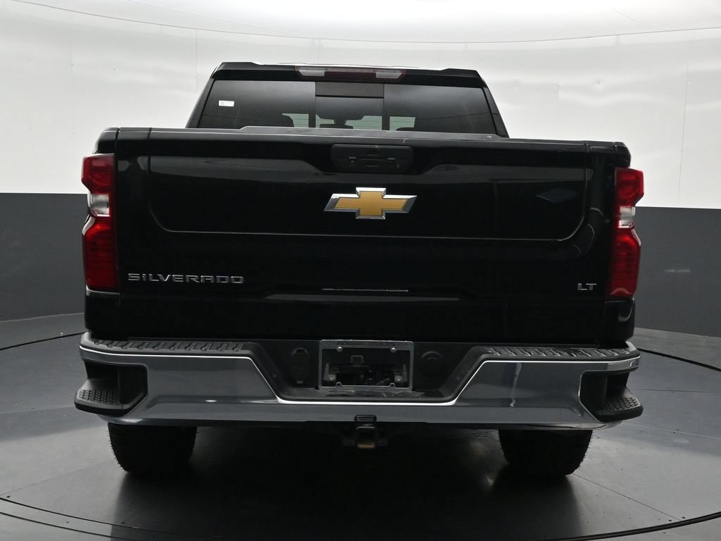 Used 2022 Chevrolet Silverado 1500 LT w/ Convenience Package II RWD image 4