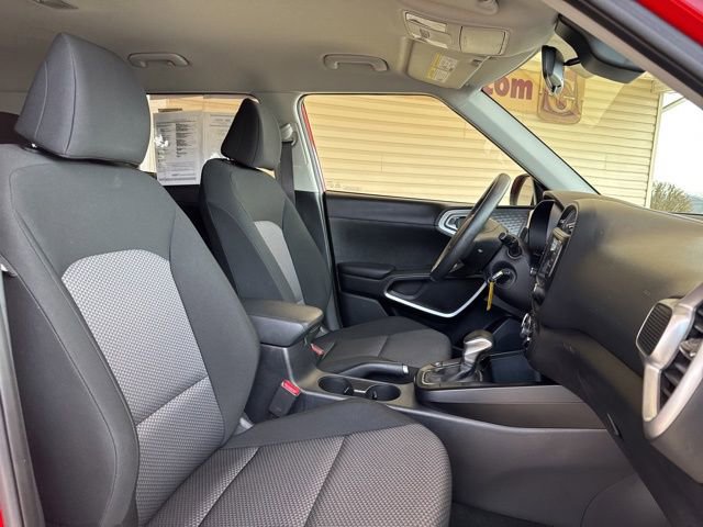 Used 2024 Kia Soul LX w/ Option Group 015 image 26