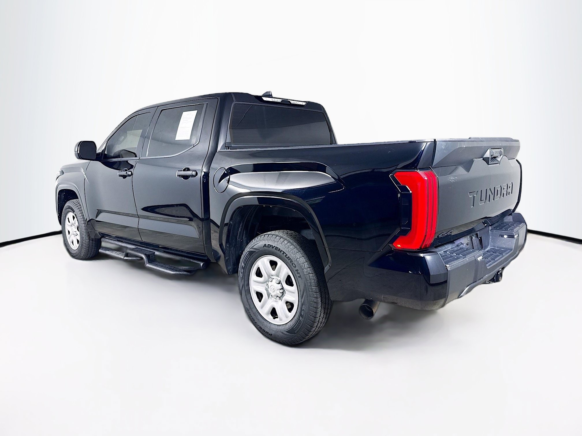 Used 2025 Toyota Tundra SR w/ SR Tow Package AWD/4WD image 28
