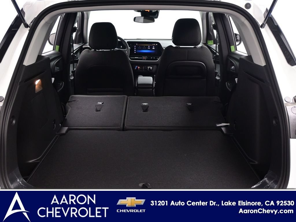 New 2026 Chevrolet TrailBlazer LS w/ LPO, Blackout Package AWD/4WD image 32