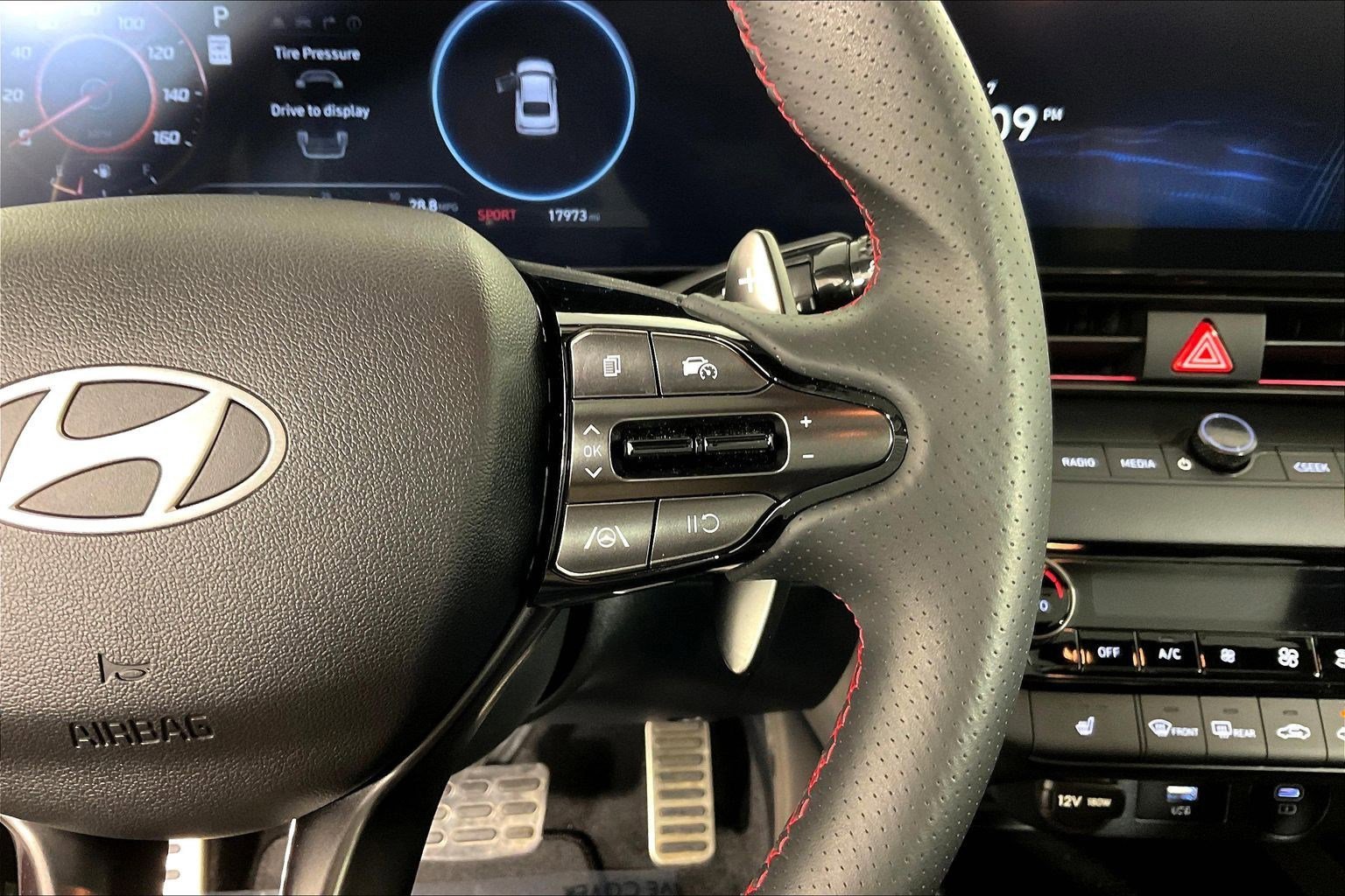 Certified 2025 Hyundai Elantra N Line image 12