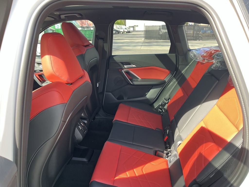 Used 2025 BMW X1 xDrive28i w/ Technology Package image 23