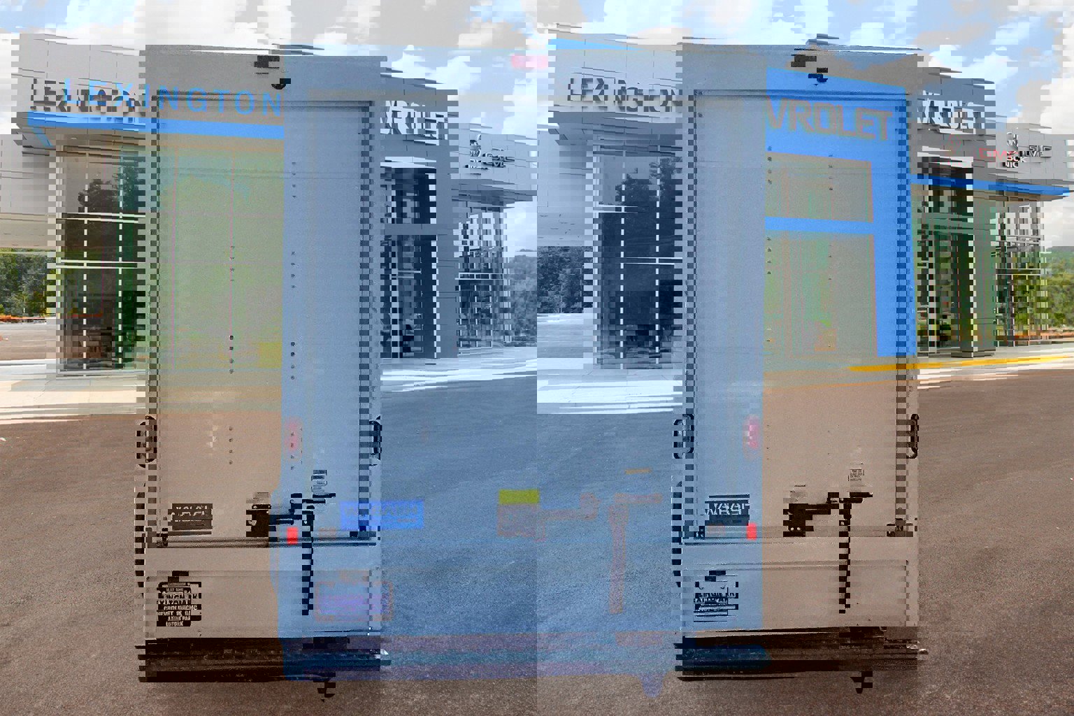 New 2024 Chevrolet Express 3500 w/ Power Convenience Package image 4