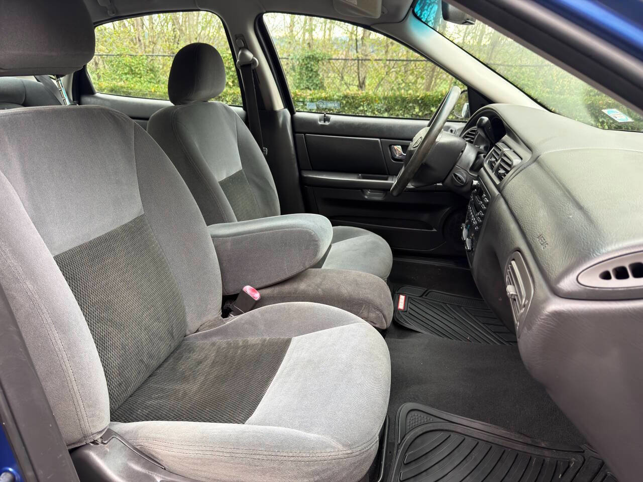 Used 2003 Ford Taurus SE image 15