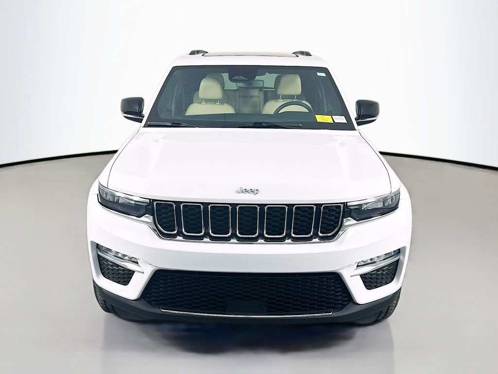 Used 2023 Jeep Grand Cherokee Limited AWD/4WD image 2