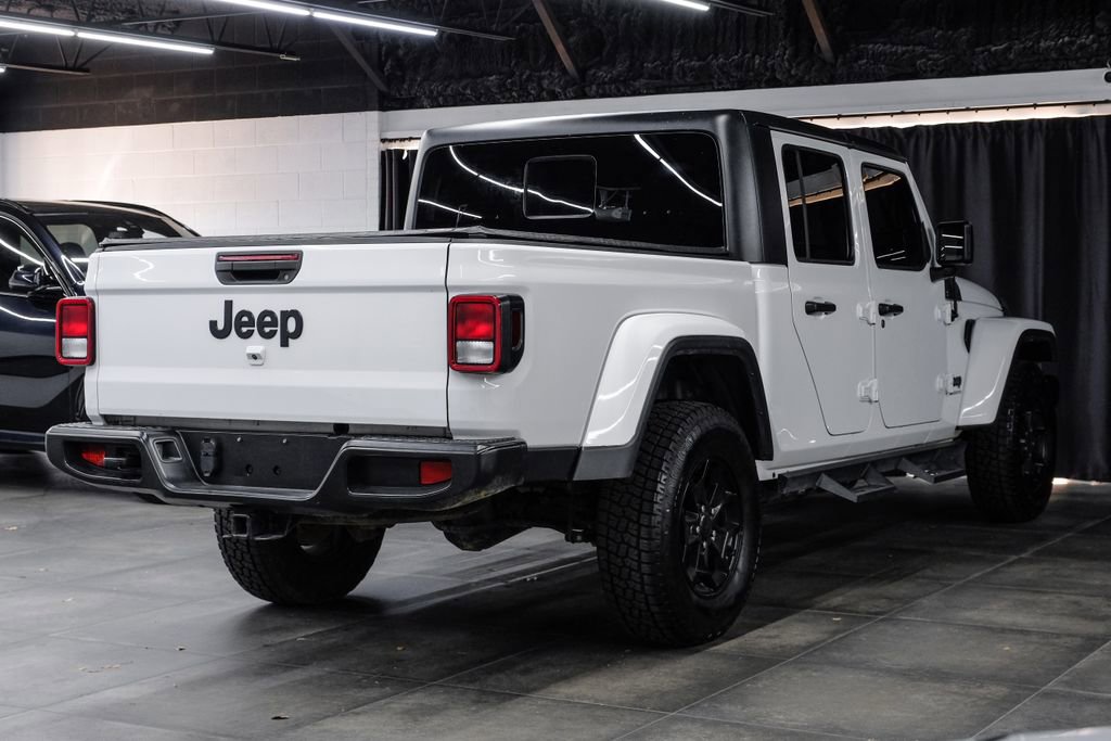 Used 2020 Jeep Gladiator Overland w/ LED Lighting Group AWD/4WD image 10