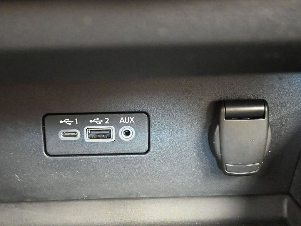 Used 2020 Nissan Altima 2.0 SR image 31